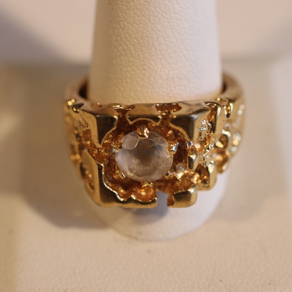 14KT GE gold ring with a faux stone (GR0001) - Picture 2 of 7